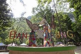 Wisata Bantimurung dengan rental mobil Makassar